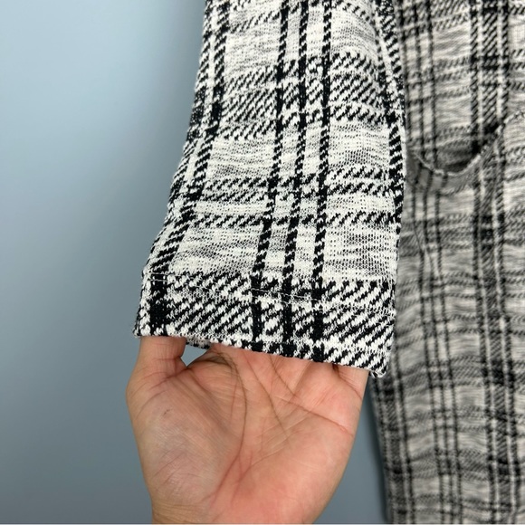 Lou & Grey plaid long sleeve v neck sweater midi dress front pockets size L NWT - Picture 8 of 12